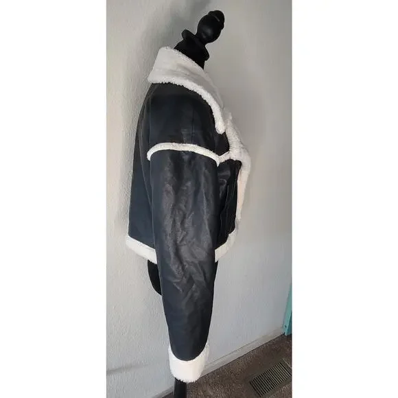 Hollister Women's Black Vegan Leather Cropped Sherpa-Lined Aviator Jacket Sz M - Picture 4 of 10